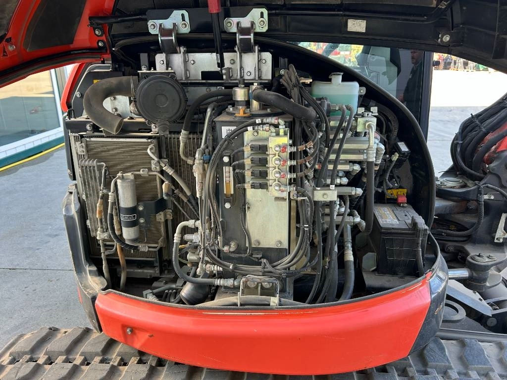 Mini bager Kubota U 50: slika 16