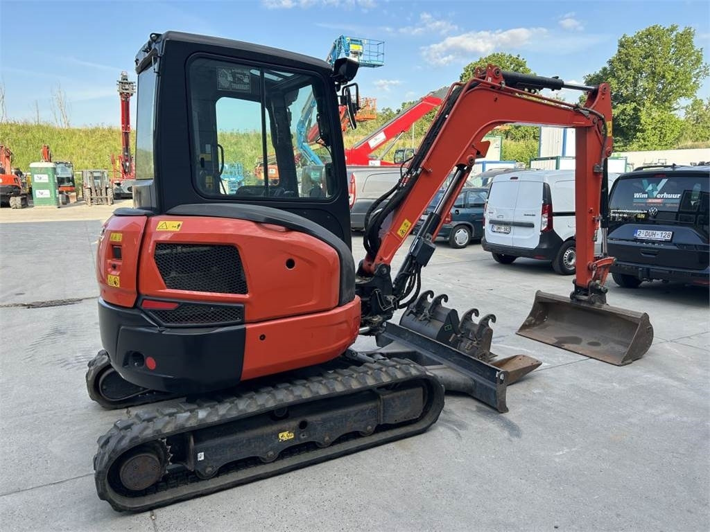 Kubota U36-4 (7113) - Mini bager: slika 4 Kubota U36-4 (7113) - Mini bager: slika 4