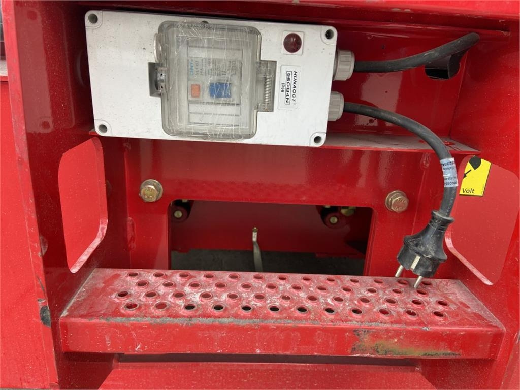 Magni ES1612ACP (7896) - Lift u obliku makaza: slika 4 Magni ES1612ACP (7896) - Lift u obliku makaza: slika 4