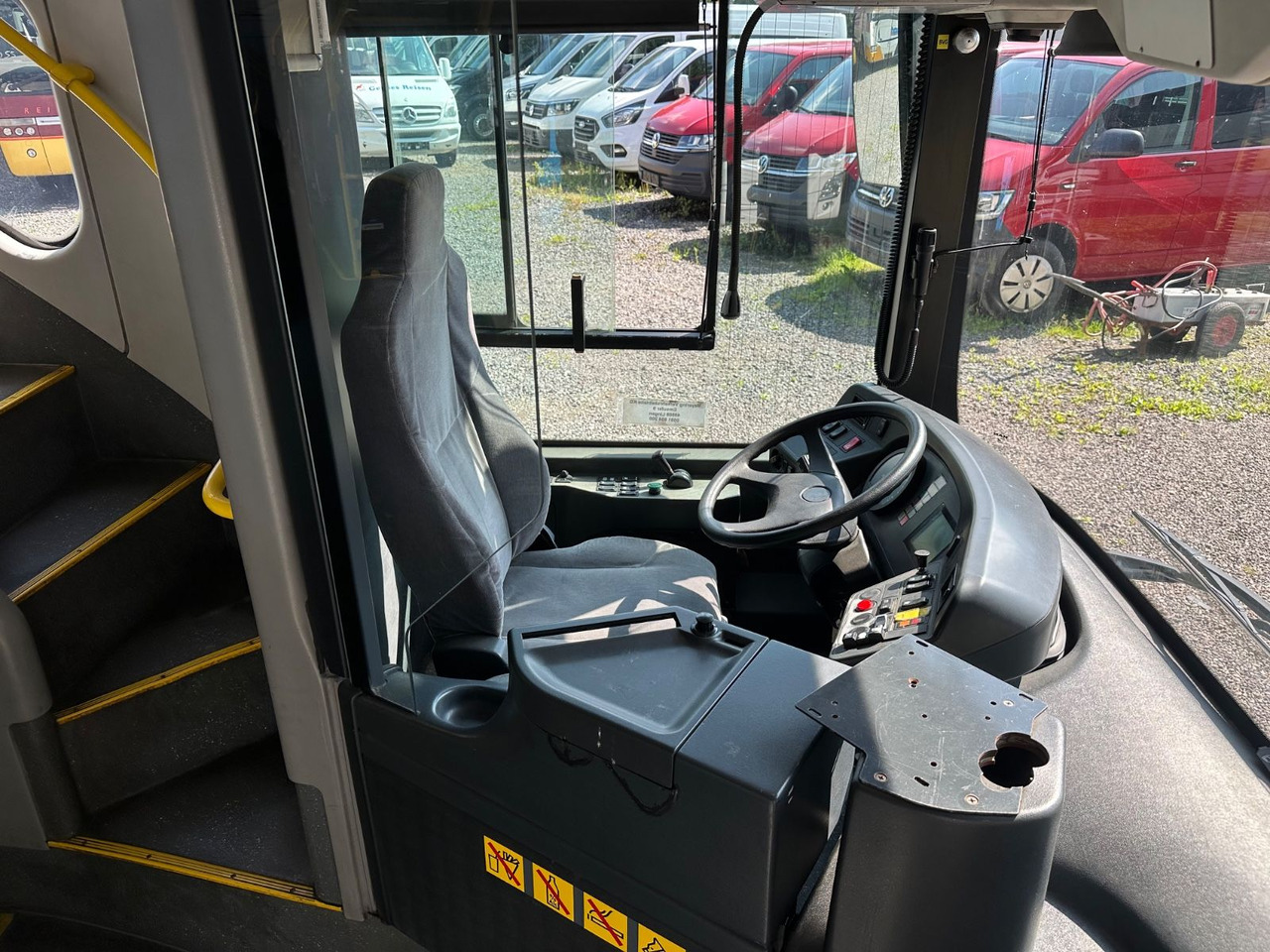 MAN A39 DD ND 323 EEV ( 84 Sitze*Klima*TOP) - Druga mašina: slika 4 MAN A39 DD ND 323 EEV ( 84 Sitze*Klima*TOP) - Druga mašina: slika 4