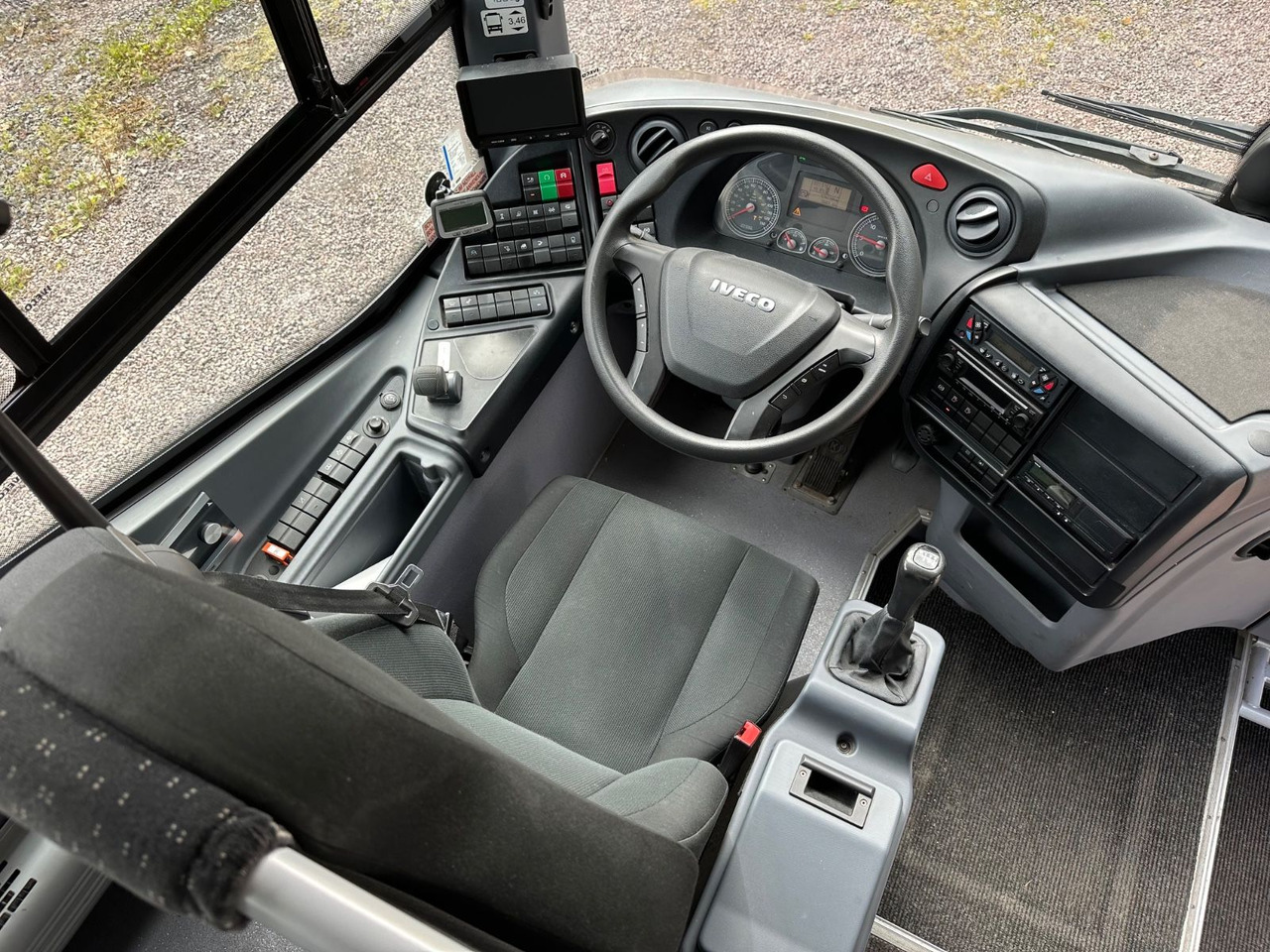 Iveco EVADYS H (55 Sitze*Schalt*176 tKm) - Minibus, Putnički kombi: slika 5 Iveco EVADYS H (55 Sitze*Schalt*176 tKm) - Minibus, Putnički kombi: slika 5