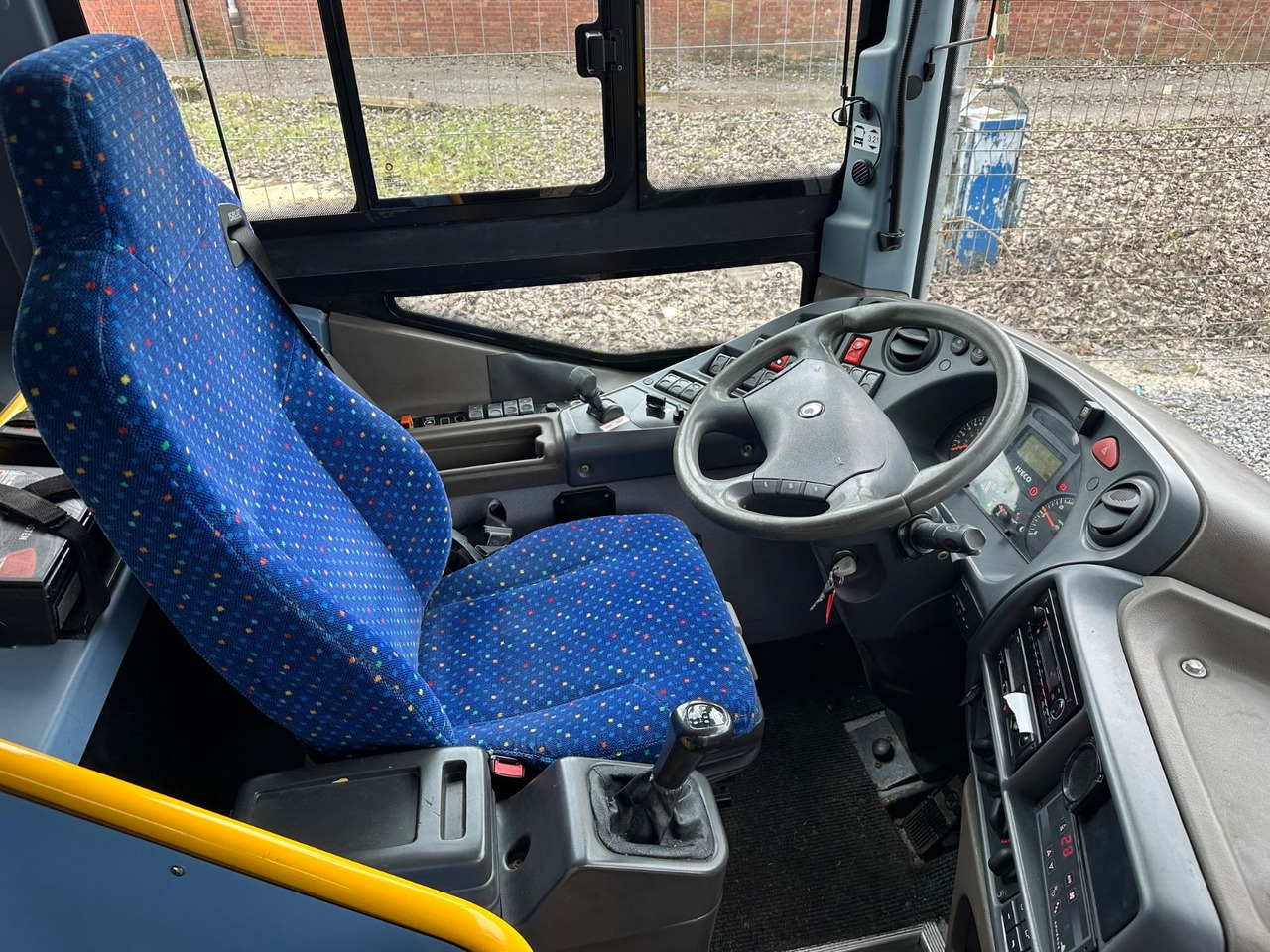 Iveco Irisbus Crossway LE SFR 162 *AC*100 km/h*Schalt Iveco Irisbus Crossway LE SFR 162 *AC*100 km/h*Schalt - Gradski autobus: slika 4 Iveco Irisbus Crossway LE SFR 162 *AC*100 km/h*Schalt Iveco Irisbus Crossway LE SFR 162 *AC*100 km/h*Schalt - Gradski autobus: slika 4