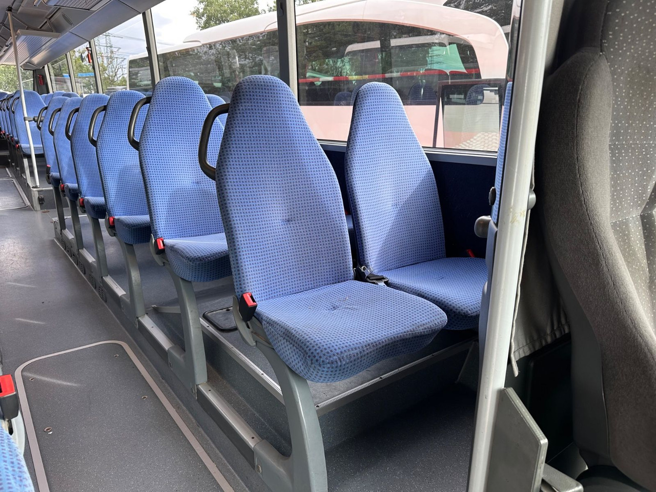 Prigradski autobus Mercedes-Benz O550 Integro (56 Sitze*Klima*Schalt): slika 7 Prigradski autobus Mercedes-Benz O550 Integro (56 Sitze*Klima*Schalt): slika 7