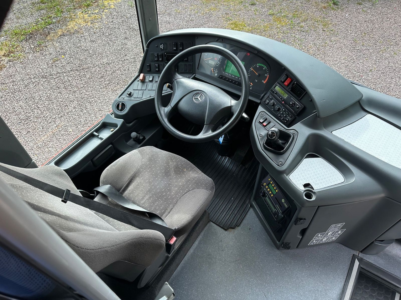 Prigradski autobus Mercedes-Benz O550 Integro (56 Sitze*Klima*Schalt): slika 6 Prigradski autobus Mercedes-Benz O550 Integro (56 Sitze*Klima*Schalt): slika 6