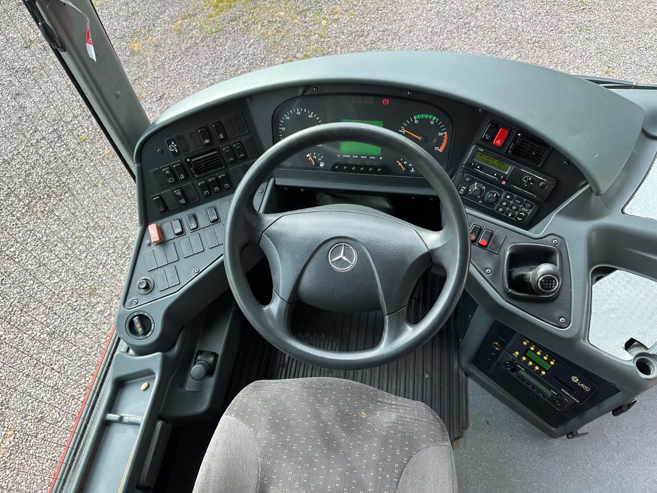 Prigradski autobus Mercedes-Benz O550 Integro (56 Sitze*Klima*Schalt): slika 16 Prigradski autobus Mercedes-Benz O550 Integro (56 Sitze*Klima*Schalt): slika 16