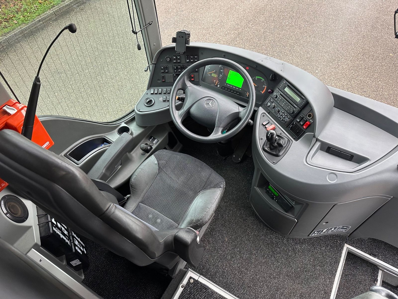 Mercedes-Benz Tourismo O350 15 RHD (205 tKm*DE*TOP) - Turistički autobus: slika 5 Mercedes-Benz Tourismo O350 15 RHD (205 tKm*DE*TOP) - Turistički autobus: slika 5