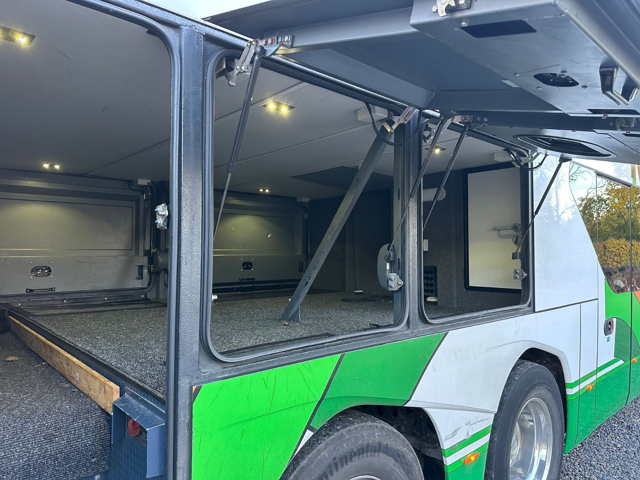 Neoplan P06 Skyliner L (78 Sitze*TOP*Panorama) - Autobus na sprat: slika 4 Neoplan P06 Skyliner L (78 Sitze*TOP*Panorama) - Autobus na sprat: slika 4