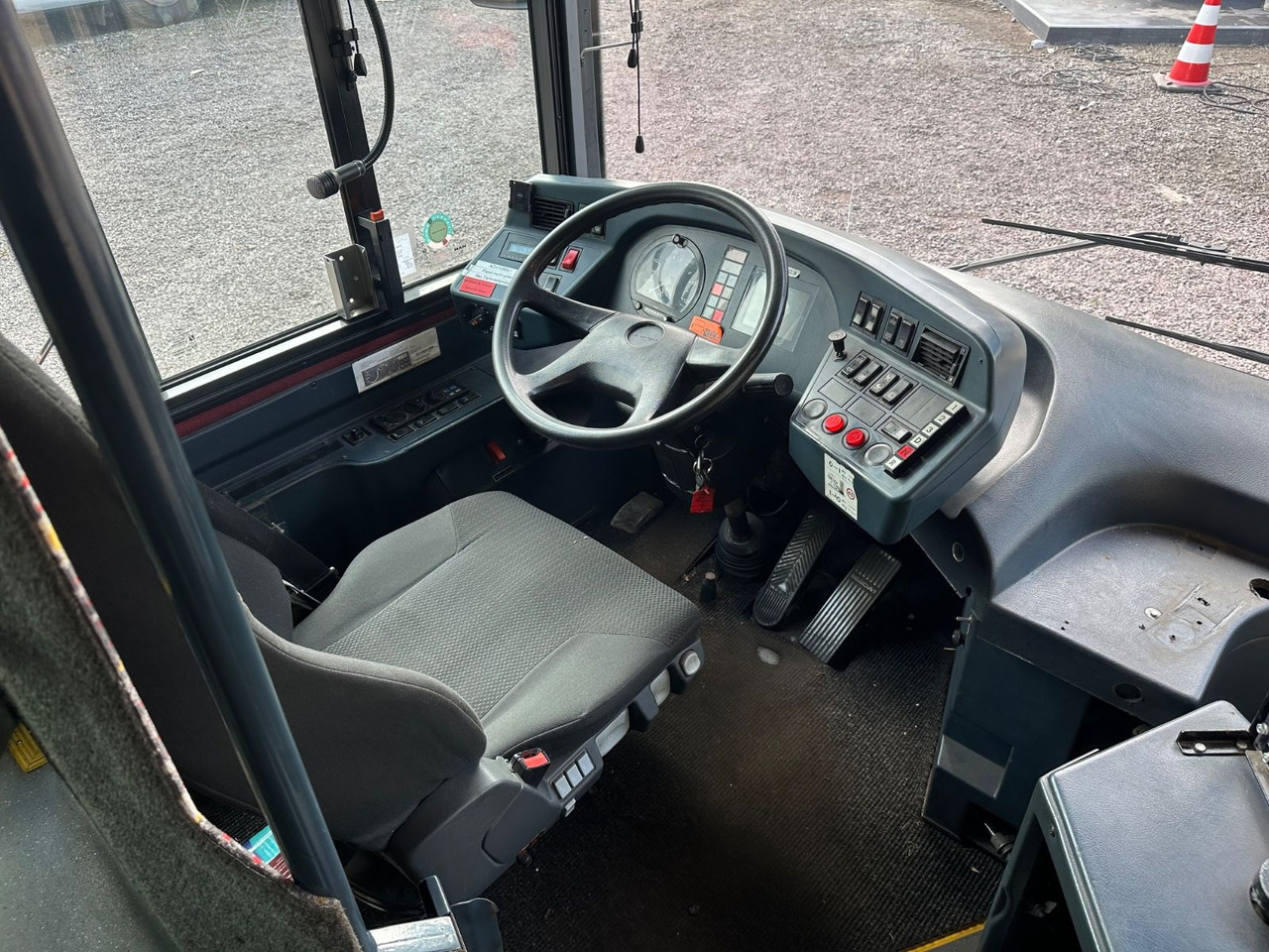 Neoplan PD9 N 4426/3 Centroliner (Motor neu*TÜV 03.26) - Autobus na sprat: slika 4 Neoplan PD9 N 4426/3 Centroliner (Motor neu*TÜV 03.26) - Autobus na sprat: slika 4