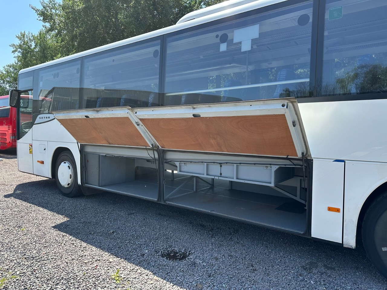 Setra S 415 UL (EEV*55 Sitze*TOP) - Prigradski autobus: slika 4 Setra S 415 UL (EEV*55 Sitze*TOP) - Prigradski autobus: slika 4