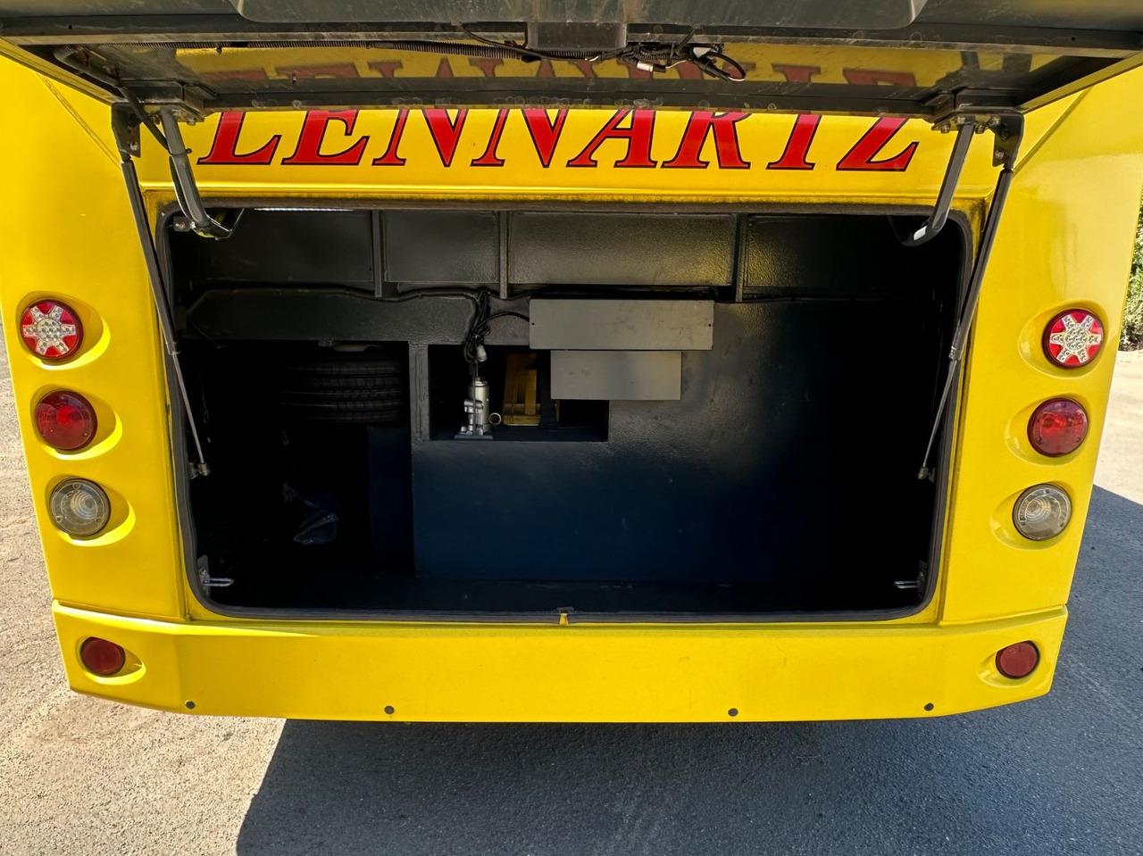 Temsa MD7 plus (wenig Km*34 Sitze*DE) MD9 - Minibus, Putnički kombi: slika 3 Temsa MD7 plus (wenig Km*34 Sitze*DE) MD9 - Minibus, Putnički kombi: slika 3