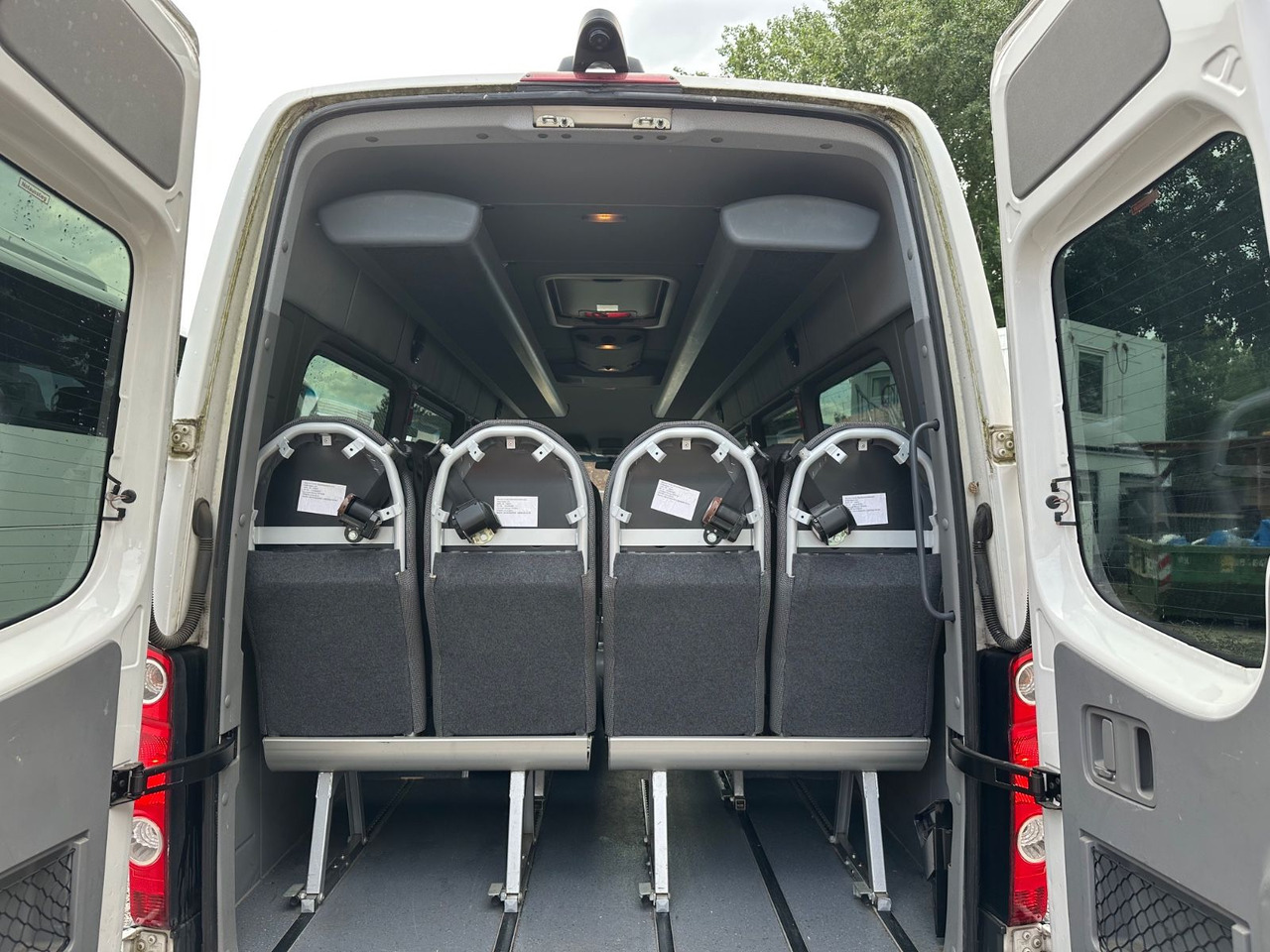 Volkswagen Crafter (Klima*TOP) Sprinter 516 CDi - Minibus, Putnički kombi: slika 3 Volkswagen Crafter (Klima*TOP) Sprinter 516 CDi - Minibus, Putnički kombi: slika 3