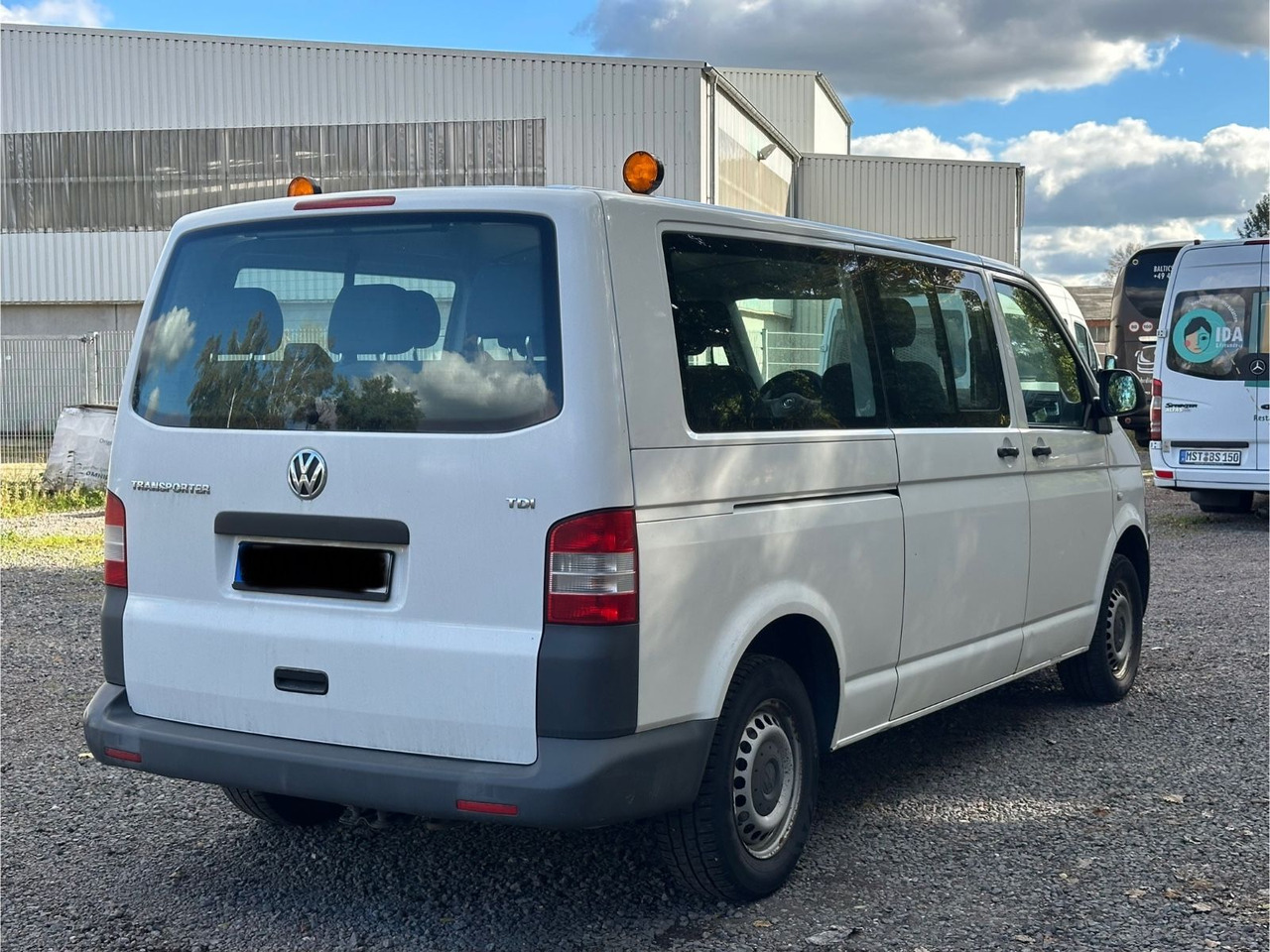 Volkswagen T5 Kombi - Putnički kombi: slika 2 Volkswagen T5 Kombi - Putnički kombi: slika 2