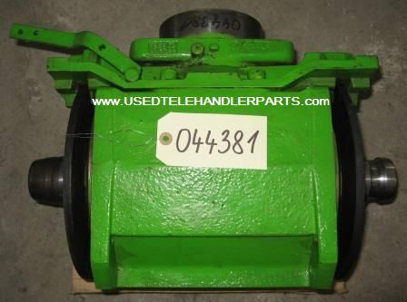 MERLO DIFFERENTIAL GEAR REAR AXLE FOR MULTIFARMER === DIFFERENTIAL HINT. ACHSE FUR MULTIFARMER Nr. 044381 /065359/ - Diferencijalna brzina za Teleskopski upravljač: slika 1 MERLO DIFFERENTIAL GEAR REAR AXLE FOR MULTIFARMER === DIFFERENTIAL HINT. ACHSE FUR MULTIFARMER Nr. 044381 /065359/ - Diferencijalna brzina za Teleskopski upravljač: slika 1